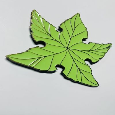 Green OEM / ODM Fabric Buttons For Clothing Weighing 7.1 Grams