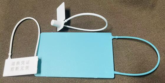 Magnetic Locking Mechanism Clothing Label Tags RFID Technology Durable Secure Identification Labels Designed for Apparel Industry