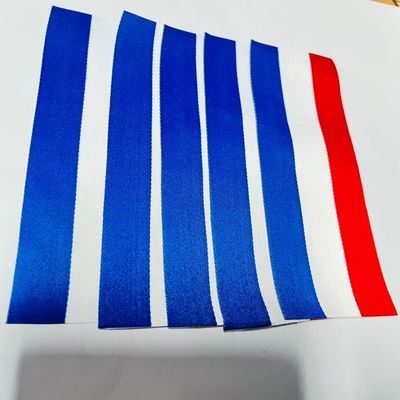 कपड़े के लेबल के लिए कस्टम परिधान टैग Mqo 3000pcs अनुकूलन सेवा