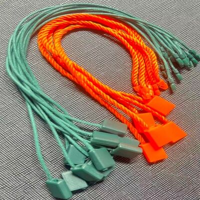 मानक बीड ब्लास्टेड स्टेनलेस स्टील शीट जो अद्वितीय और आकर्षक दृश्यों को बेहतर संक्षारण प्रतिरोध के साथ जोड़ती है